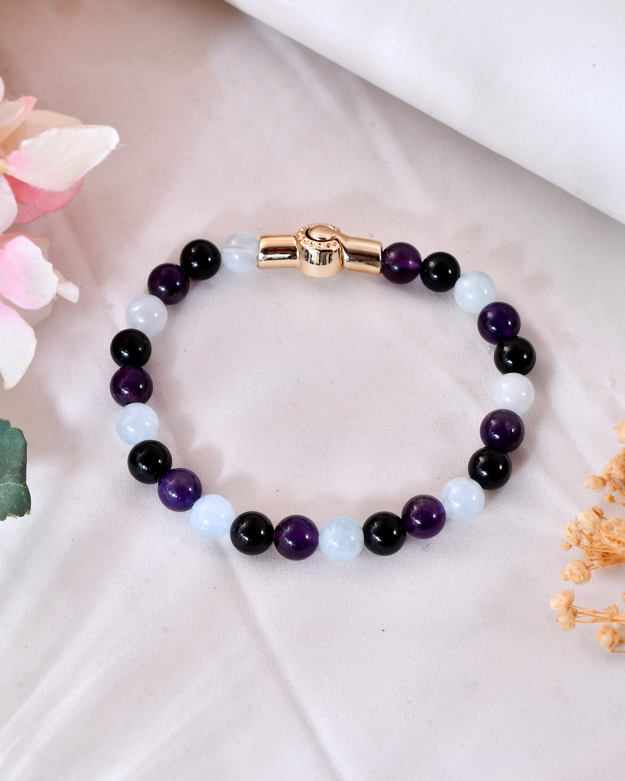 Trinity Calm Bracelet with Magnetic Lock
